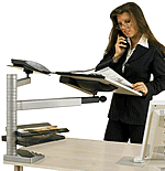 Desk, das Stehpult, das einfach auf vorhandene Schreibtische montiert werden kann.