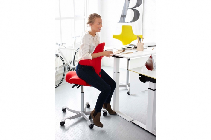 Bürostuhl Håg Capisco, Sitzposition verkehrt herum