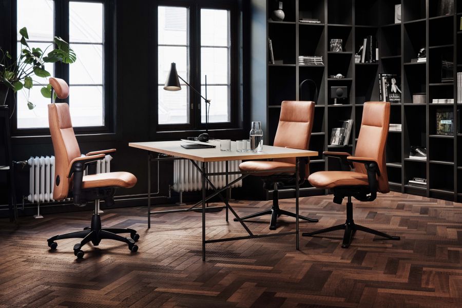 Håg Tribute Chefsessel mit zwei dazu passenden Besucherstühlen