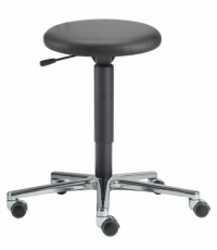 zur Produktbeschreibung Leitnerhoc Ergonomischer Hocker Leitnerhoc mit gepolstertem Rundsitz.