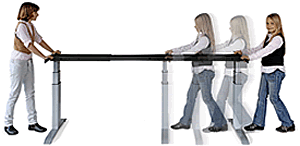 Das Tischgestell Ergon (hier Modell Green) ist nicht nur höhenverstellbar, sondern kann auch in der Breite an die örtlichen Verhältnisse angepasst werden.